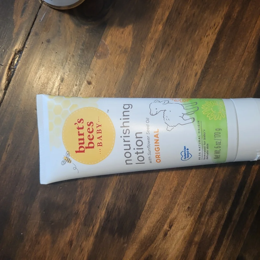 SEALED,UNUSED Burts Bees Baby nourishing lotion 6 oz and shampoo & wash 8 fl oz